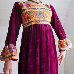 Beautiful rare 70s velvet a embroidered maxi dress